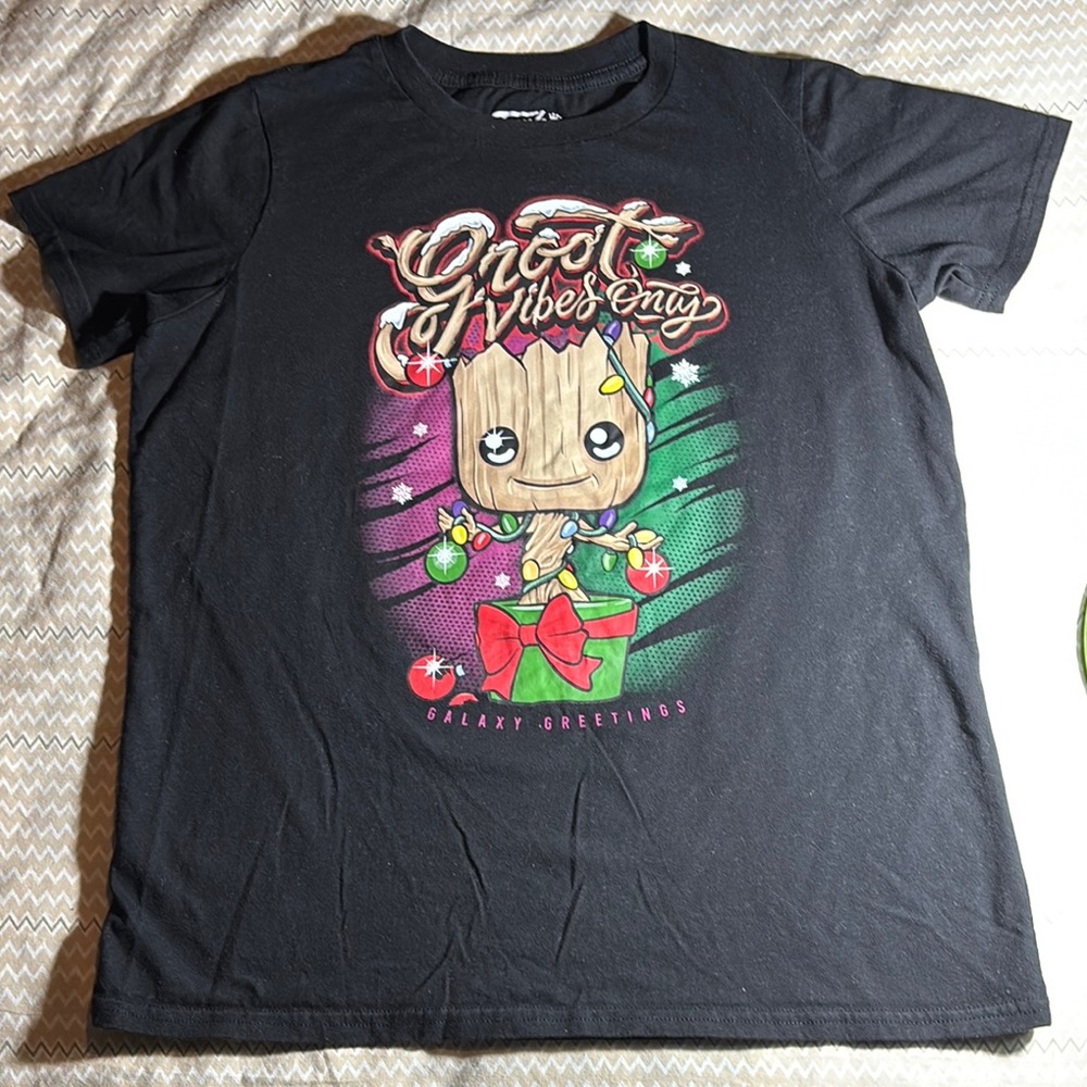 Funko Short Sleeve T-shirt with Baby Groot Holiday Design